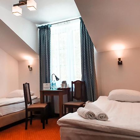Hotel "Xavier" Lubycza Krolewska Eksteriør billede